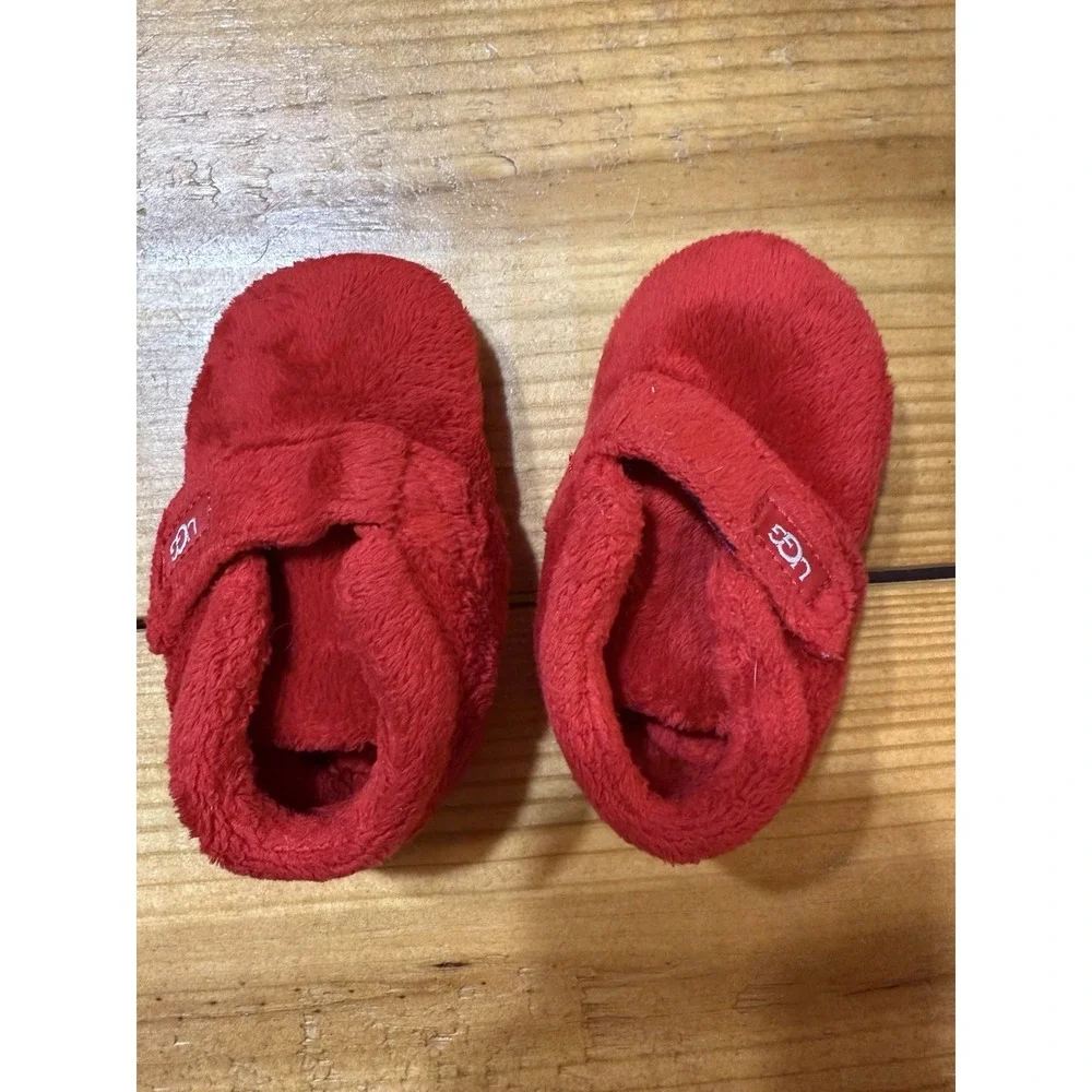 Ugg Bixbee Booties / Slippers For Babies Size‎ 4/5 Red